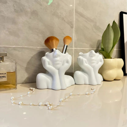 Makeup Brush Holder Human Face Art Vase for Home Organizer Plastic Material